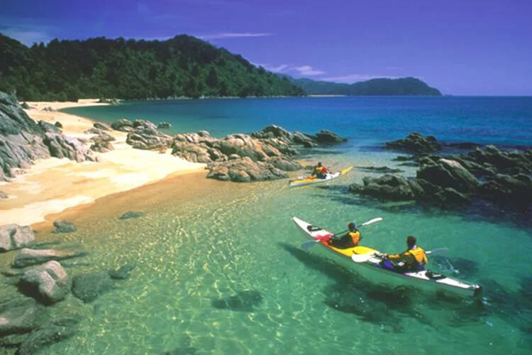 Auckland-Rotorua-Wellington